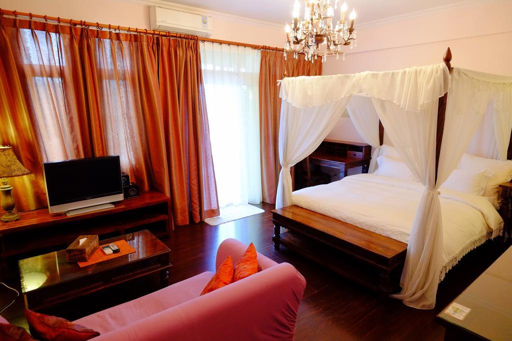 Moon House B&B Hualien Extérieur photo
