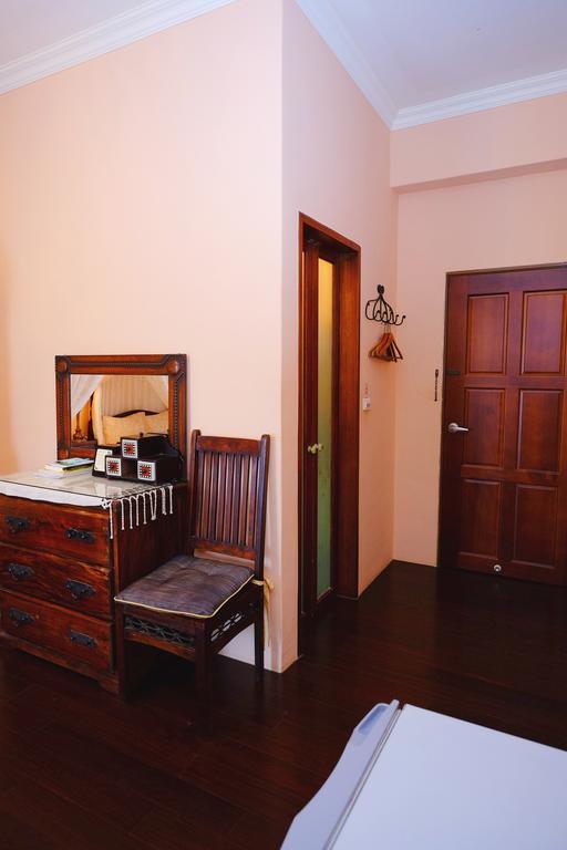 Moon House B&B Hualien Extérieur photo